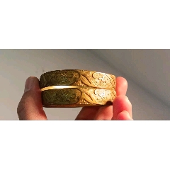 清代銅鎏金浮雕花卉萬壽紋手鐲一對(duì)包老_