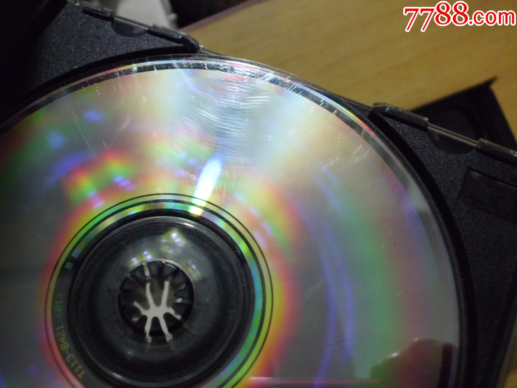 張國(guó)榮：告別樂壇演唱會(huì)（2CD.T113.透光點(diǎn)少.細(xì)紋多.正常播放）_價(jià)格195元【寶大洋】_第16張_