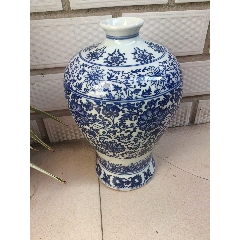 創(chuàng)匯期左右青花大梅瓶完好品佳！