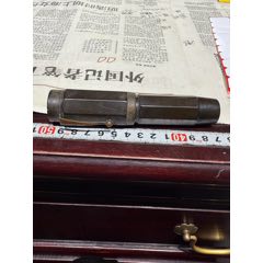 超大號鋼筆、筆尖上應(yīng)該是大華牌子、東西如圖看清在拍拍好不退