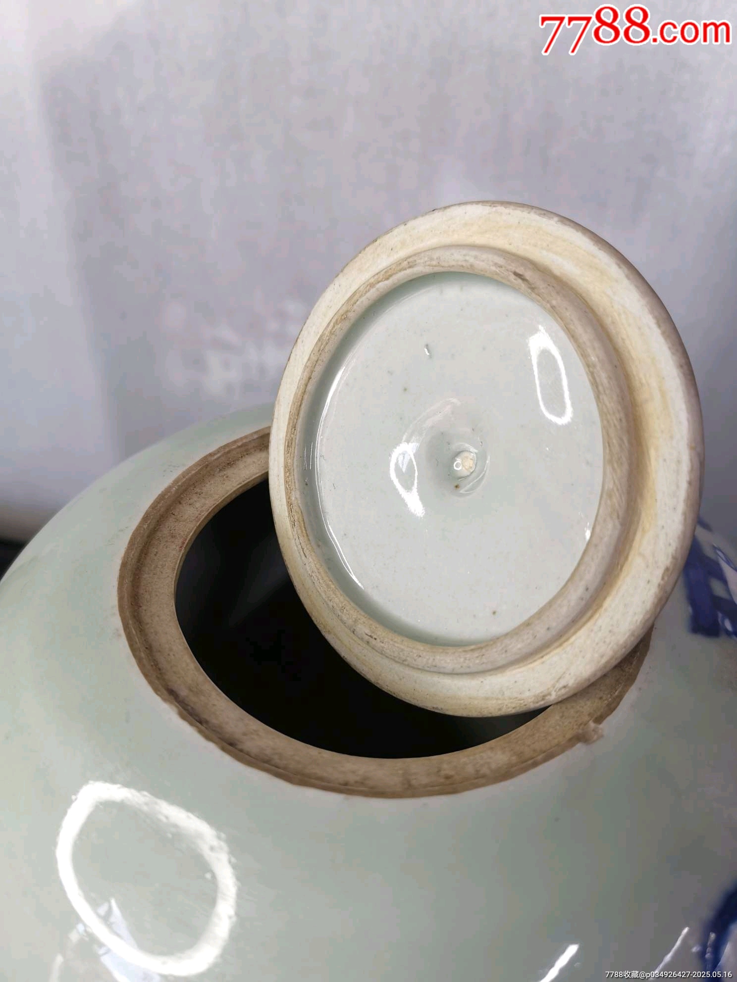 晚清豆青地青花人物故事圖蓋罐_價(jià)格547元_第6張_