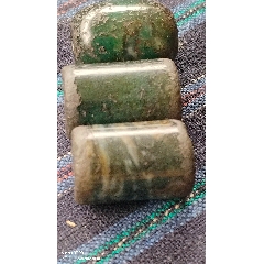水草紋水晶珠子一套，共三顆，_