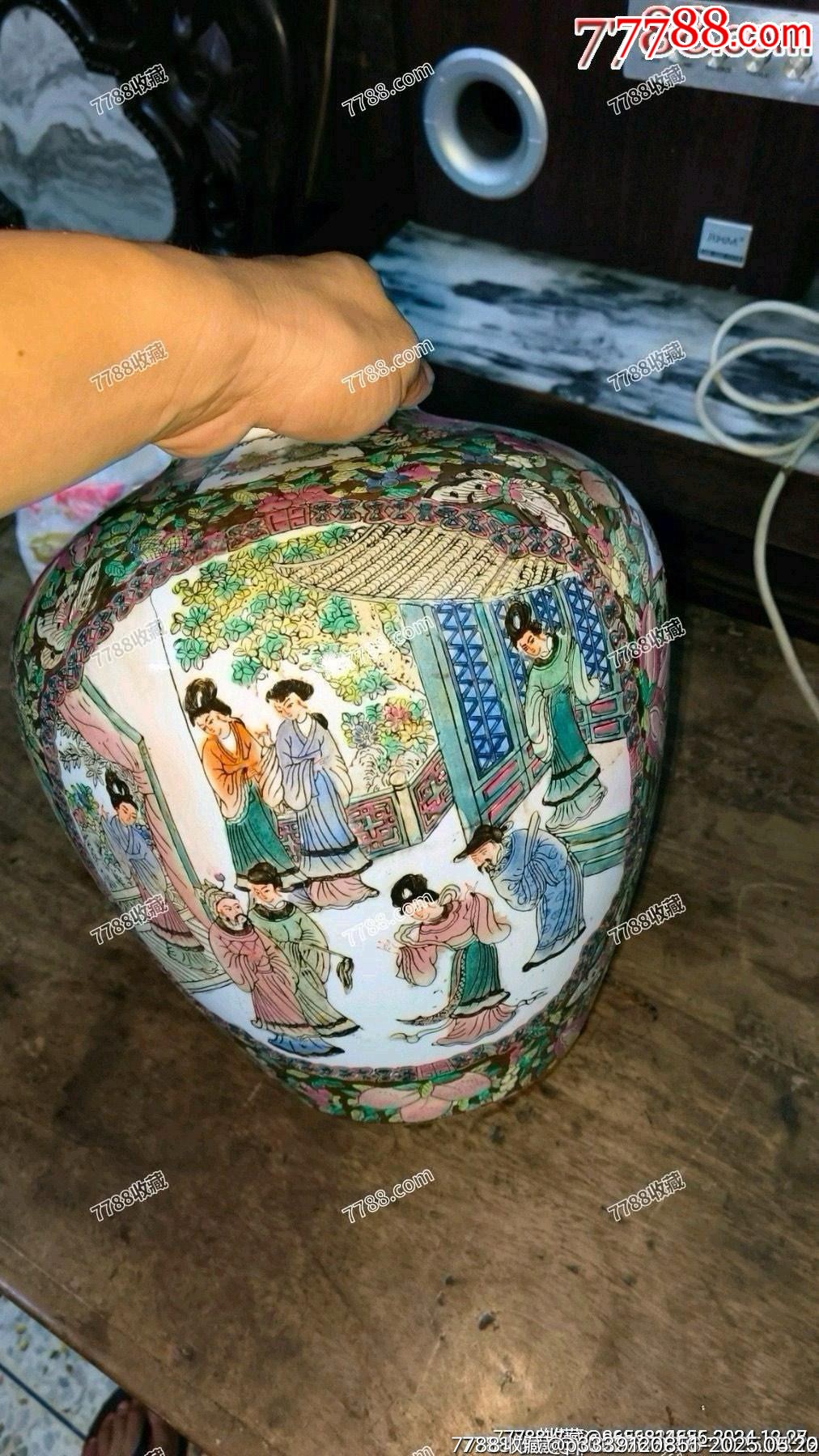 老廣彩人物大瓶大罐滿彩滿工精工細(xì)作，口邊有一點(diǎn)點(diǎn)修補(bǔ)，如圖所示發(fā)貨_價(jià)格153元_第2張_