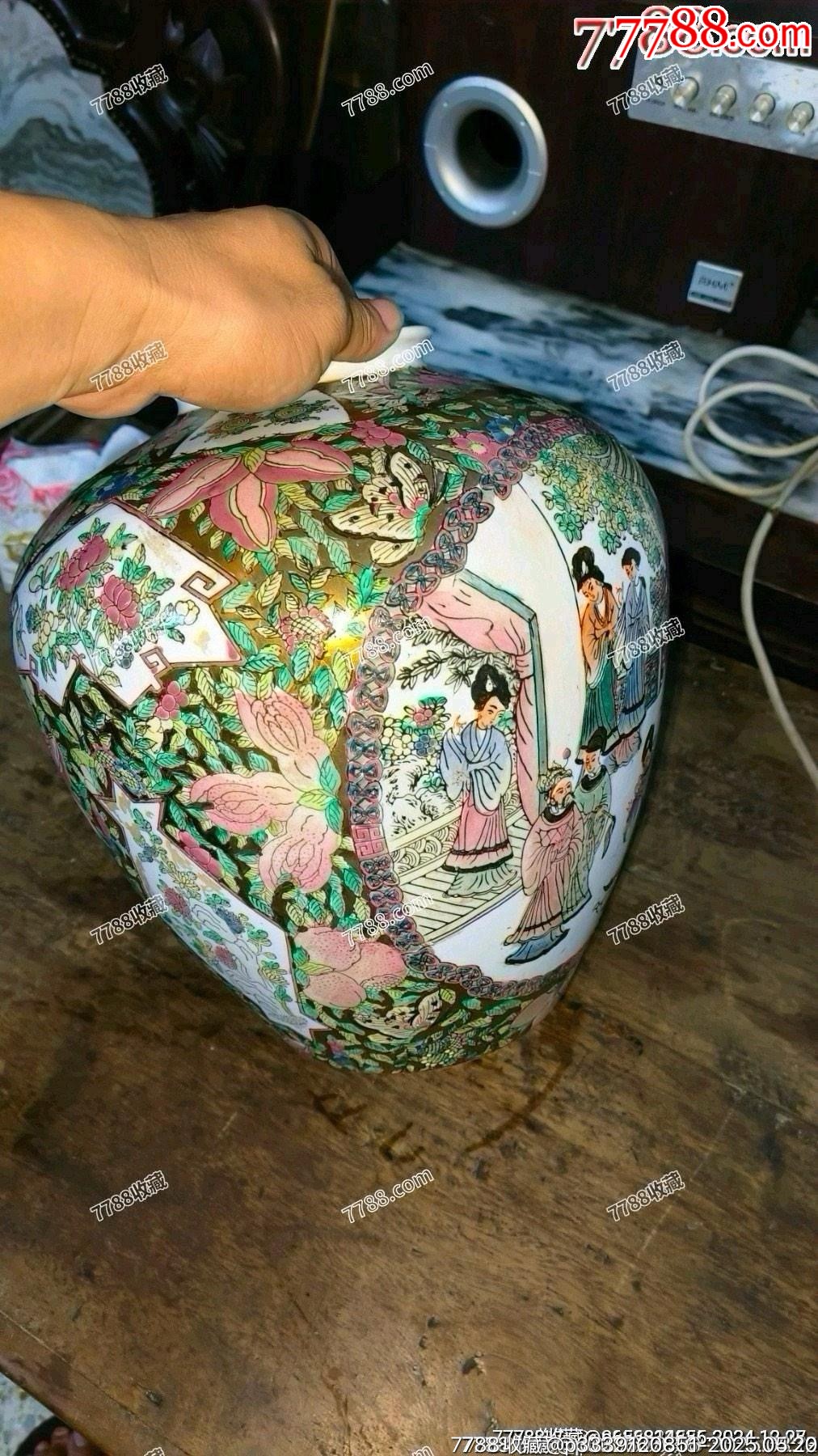 老廣彩人物大瓶大罐滿彩滿工精工細(xì)作，口邊有一點(diǎn)點(diǎn)修補(bǔ)，如圖所示發(fā)貨_價(jià)格153元_第8張_