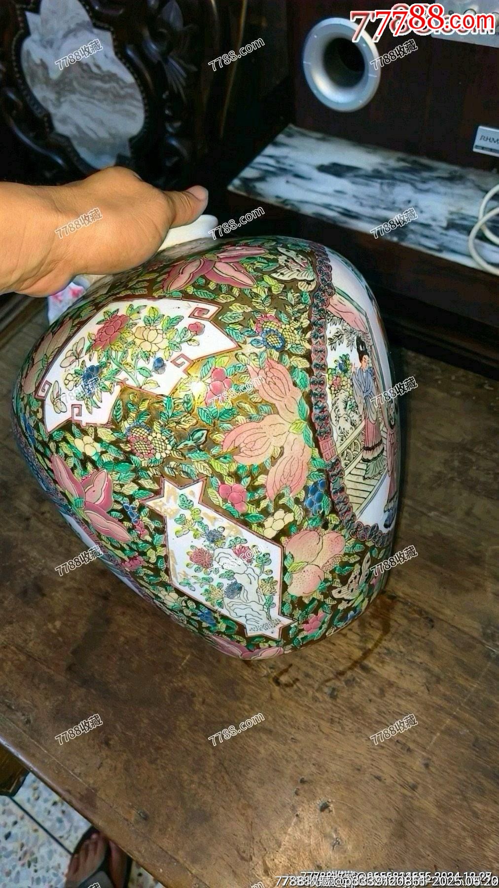 老廣彩人物大瓶大罐滿彩滿工精工細(xì)作，口邊有一點(diǎn)點(diǎn)修補(bǔ)，如圖所示發(fā)貨_價(jià)格153元_第12張_