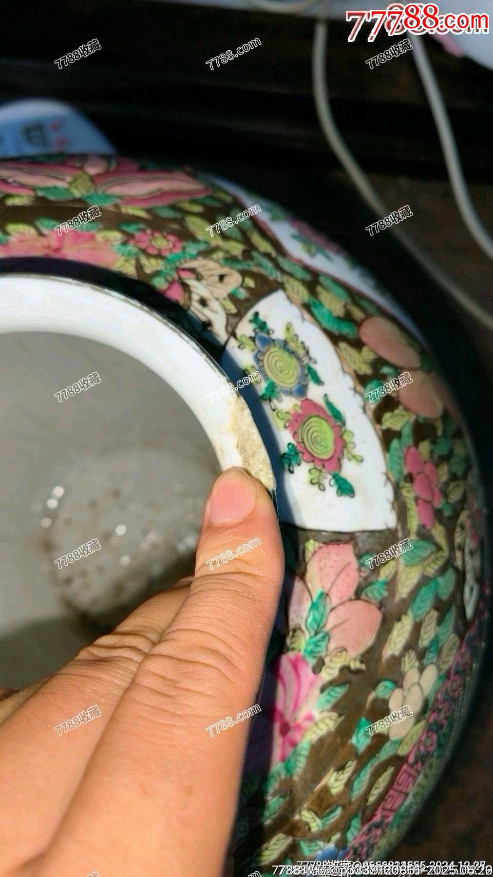老廣彩人物大瓶大罐滿彩滿工精工細(xì)作，口邊有一點(diǎn)點(diǎn)修補(bǔ)，如圖所示發(fā)貨_價(jià)格153元_第13張_