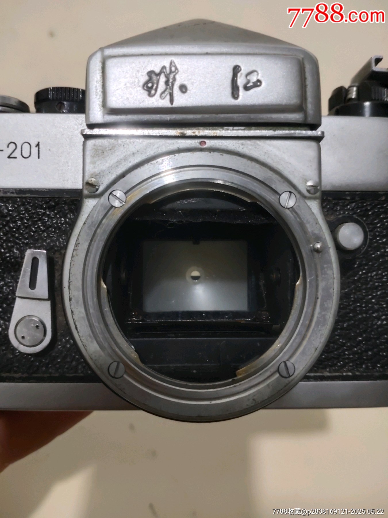 少見(jiàn)白色珠江201膠片單反相機(jī)，_價(jià)格582元【聚鑫院】_第13張_