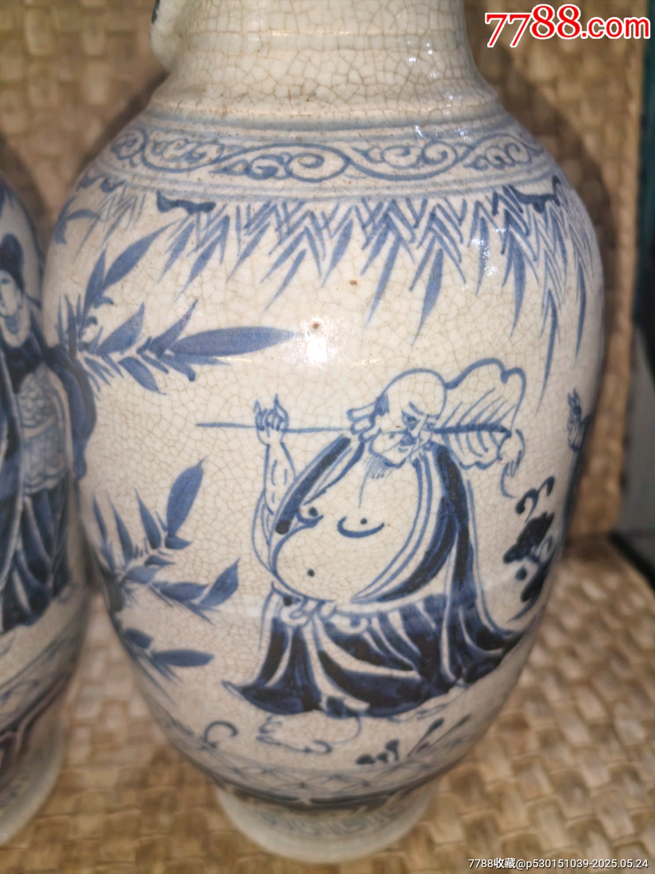 老青花瓷八仙人物堆塑龍紋瓶一對(duì)，一只龍頭有點(diǎn)老磕其他完好品佳！_價(jià)格3888元_第17張_