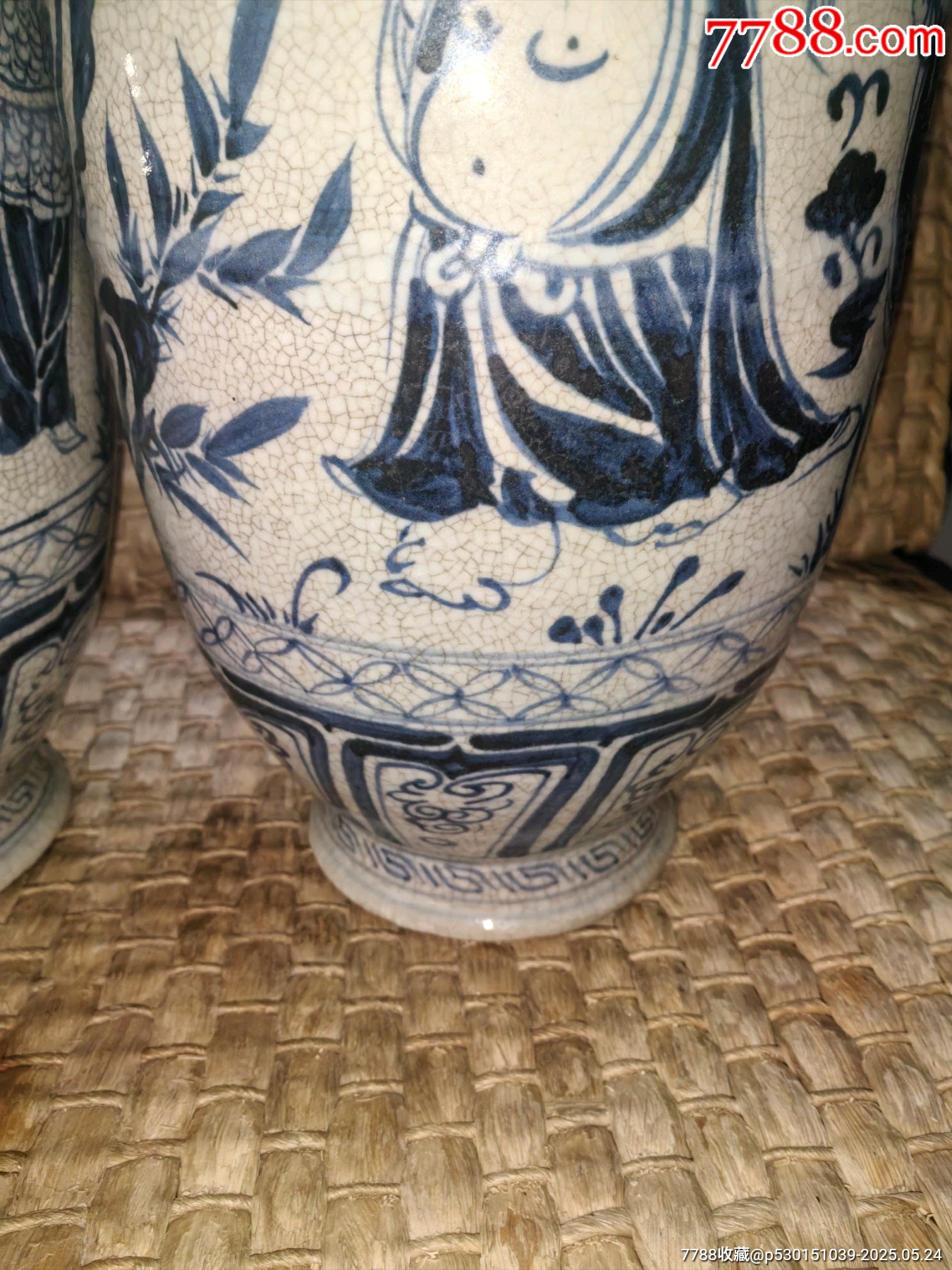 老青花瓷八仙人物堆塑龍紋瓶一對(duì)，一只龍頭有點(diǎn)老磕其他完好品佳！_價(jià)格3888元_第21張_