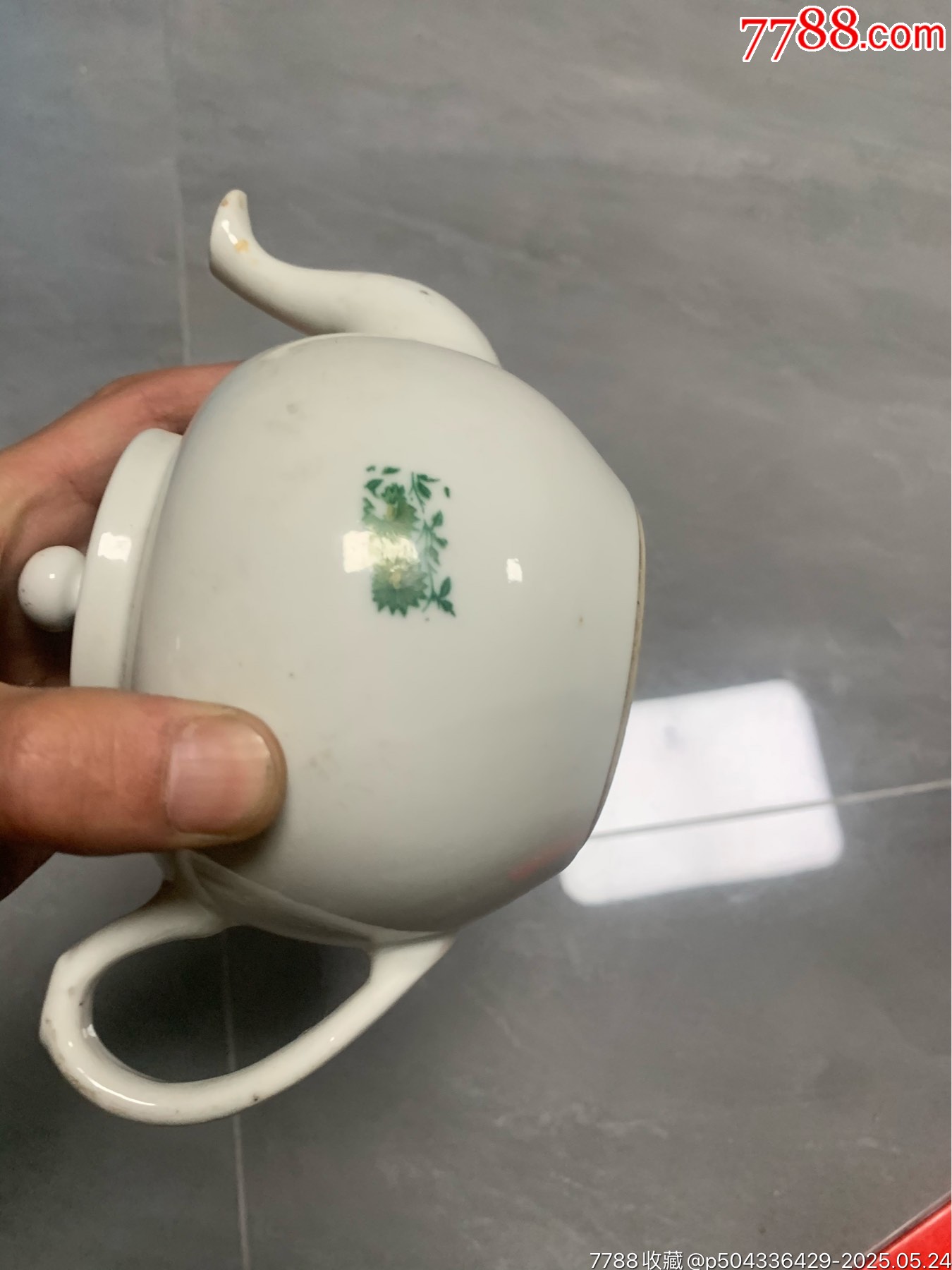 民國(guó)時(shí)期瓷壺一把。品相如圖_價(jià)格15元【放漏哥】_第5張_
