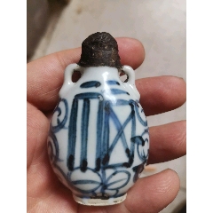 清代青花鼻煙壺