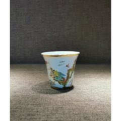民國(guó)官窯江西瓷業(yè)公司金地粉彩雙龍戲珠馬蹄杯