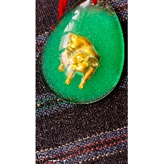 水晶鑲嵌金豬掛件_