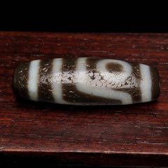 藏區(qū)回流老料至純古珠【兩眼天珠】_