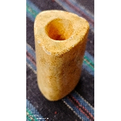 良渚三角勒子_