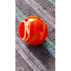 一眼纏絲瑪瑙珠子_