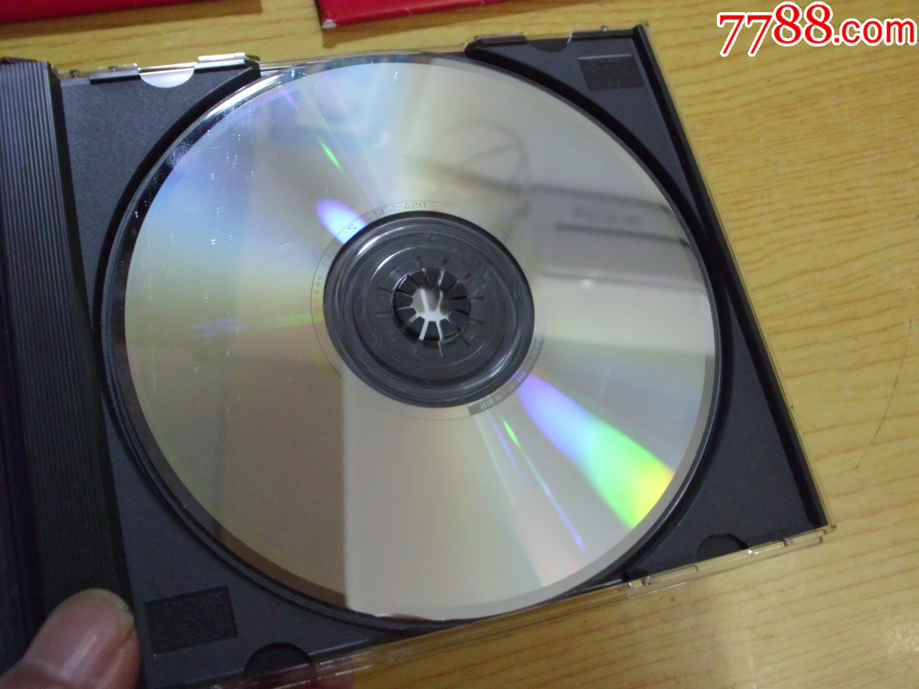 山口百惠.厚盒裝2CD（有側(cè)標(biāo)+33張畫片+歌紙）_價格48元【寶大洋】_第12張_