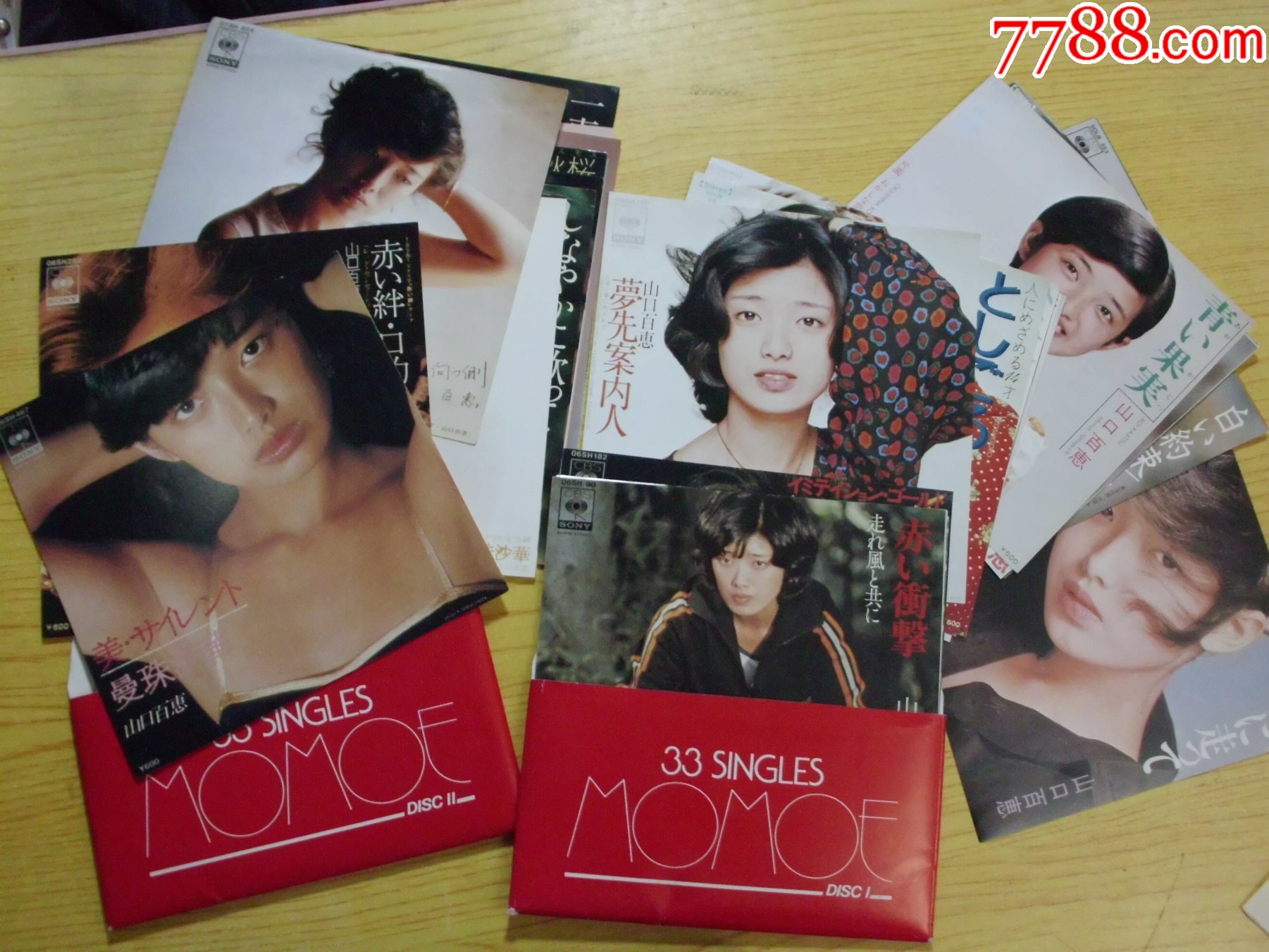 山口百惠.厚盒裝2CD（有側(cè)標(biāo)+33張畫片+歌紙）_價格48元【寶大洋】_第15張_