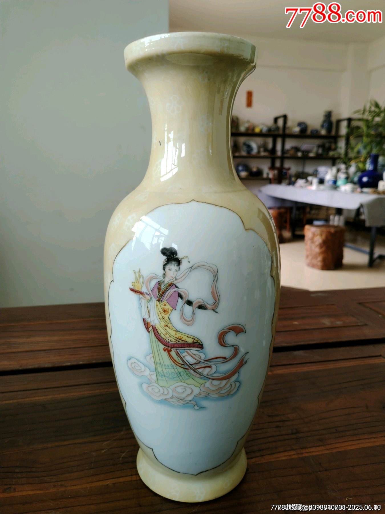 （全品）解放初567貼花粉彩開窗仕女人物觀音瓶品相如圖全品尺寸高31cm_價格100元_第1張_
