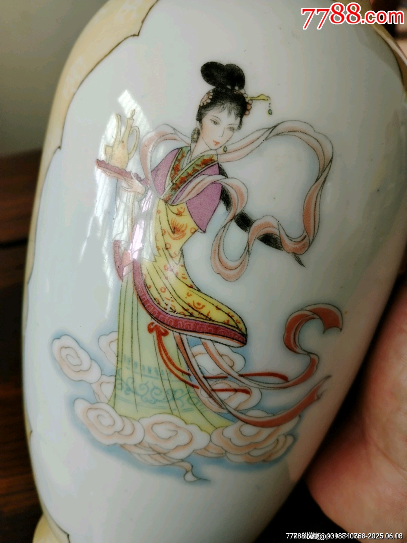 （全品）解放初567貼花粉彩開窗仕女人物觀音瓶品相如圖全品尺寸高31cm_價格100元_第7張_