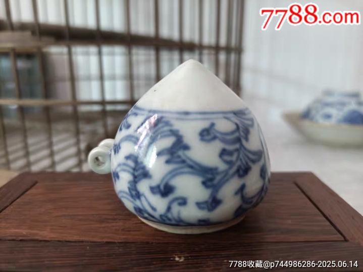 清.中期青花纏枝蓮雞心鳥食罐【已鑒定】】_價(jià)格2800元_第1張_