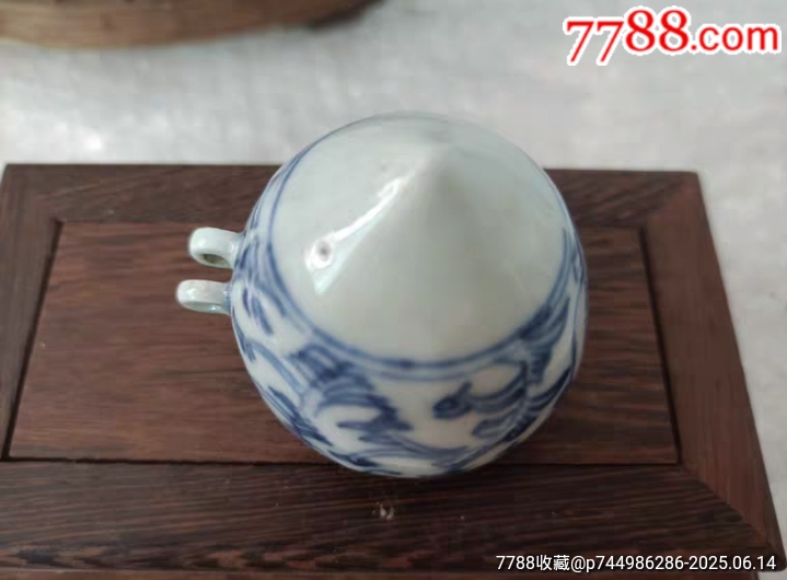 清.中期青花纏枝蓮雞心鳥食罐【已鑒定】】_價(jià)格2800元_第2張_
