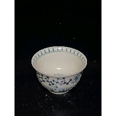 上世紀(jì)中期青花花卉紋茶碗