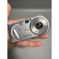 索尼DSC-P8