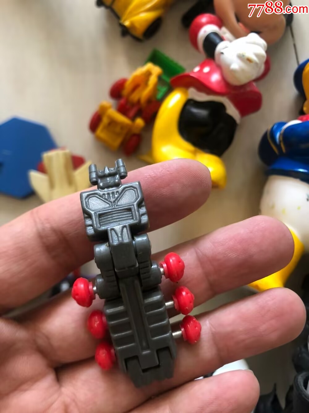 老D變形金剛，小三輪，唐老鴨等等_價格106元【玩具懷舊】_第22張_