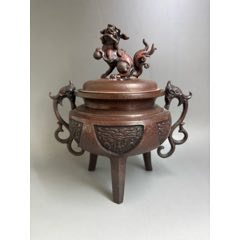 日本回流精工狮子钮铜香炉，品相好，手感重，轻微使用痕迹，高17公分