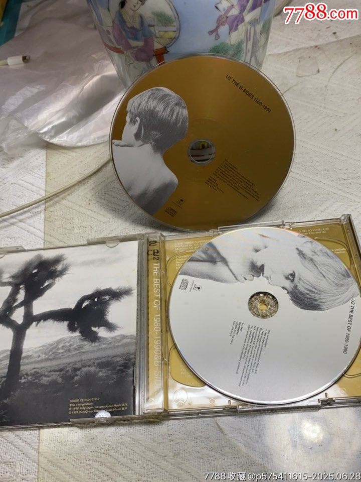 U2樂隊。愛爾蘭搖滾樂隊。2Cd。德版。94新_價格20元_第3張_
