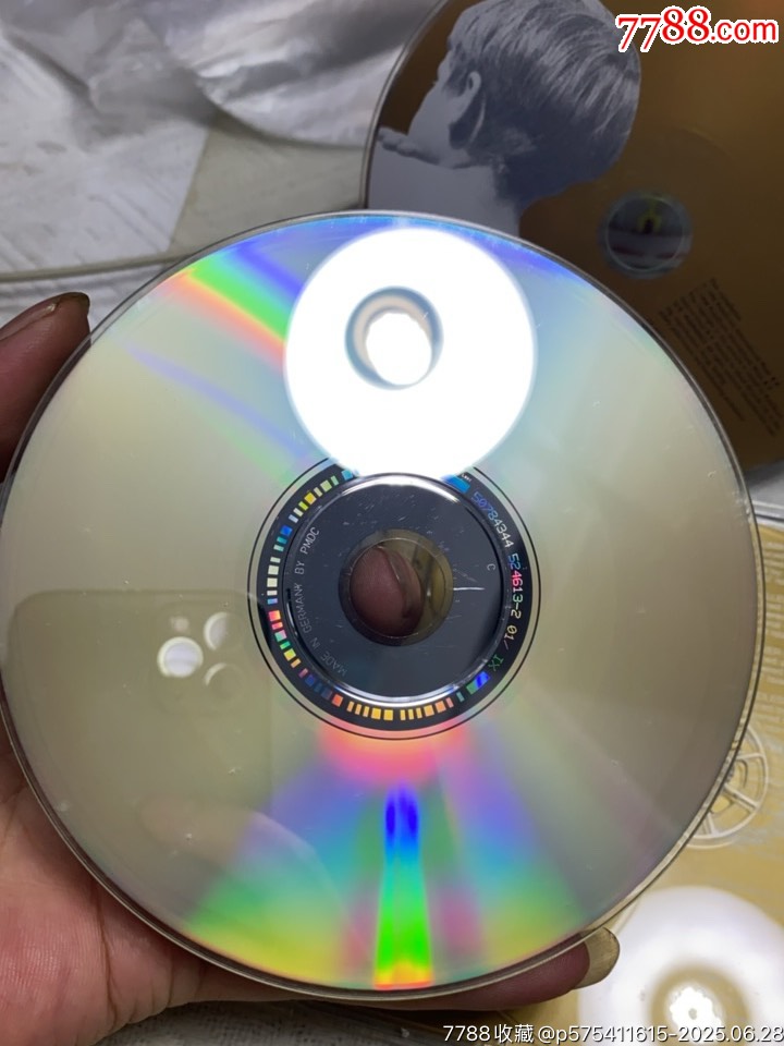 U2樂隊。愛爾蘭搖滾樂隊。2Cd。德版。94新_價格20元_第5張_