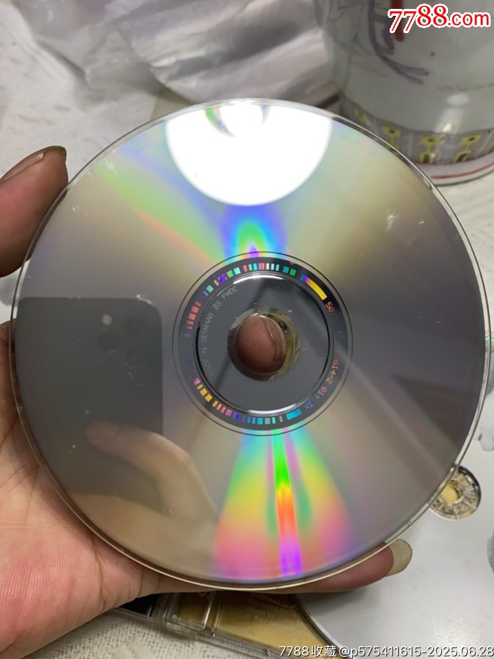 U2樂隊。愛爾蘭搖滾樂隊。2Cd。德版。94新_價格20元_第6張_