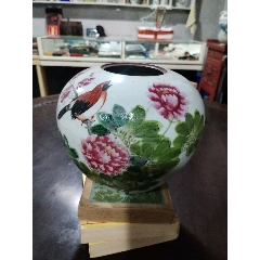 粉彩花鳥罐子
