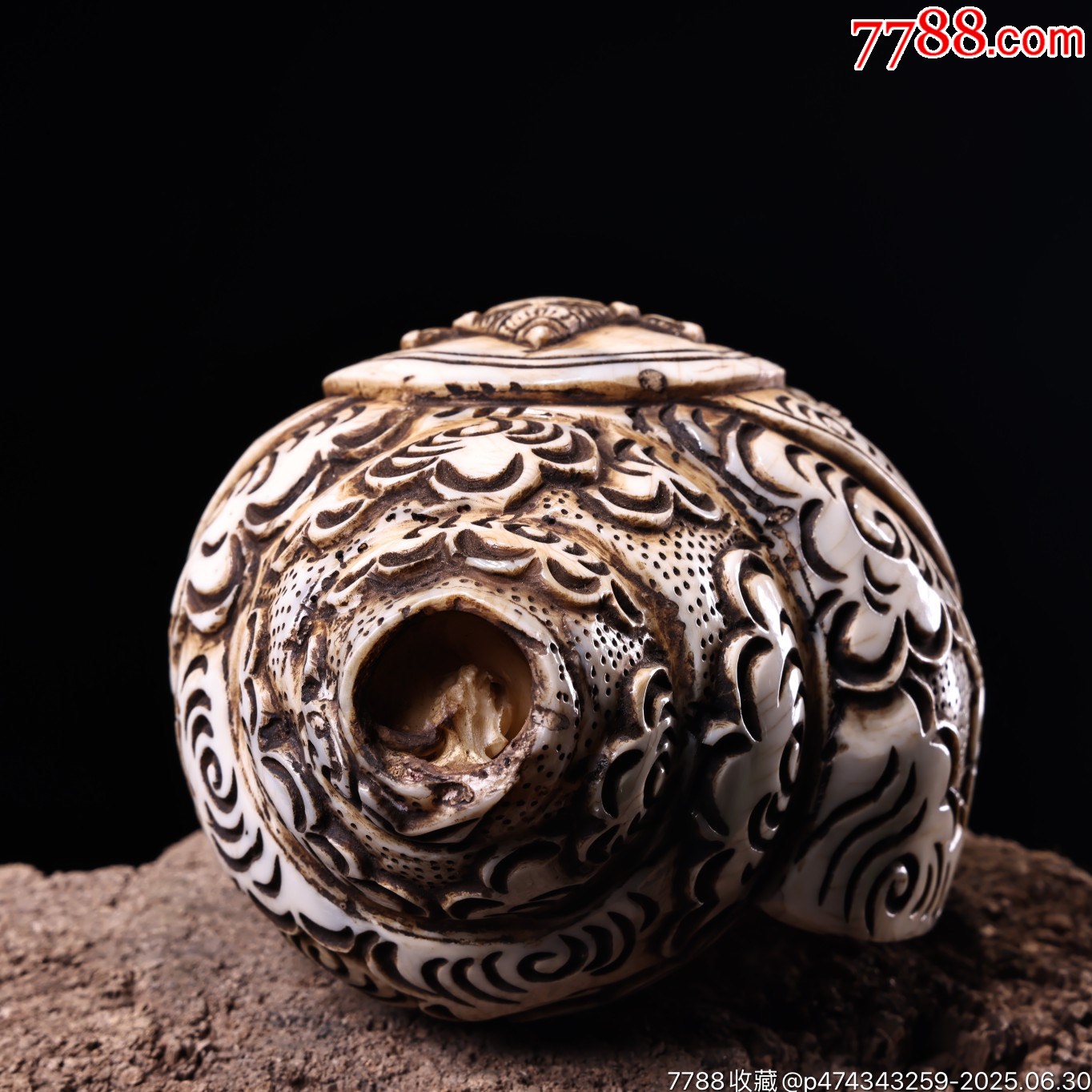 珍品舊藏西藏收純天然右旋海螺藏傳工藝高浮雕刻《勝利金剛》_價(jià)格1299元【子健老貨】_第9張_