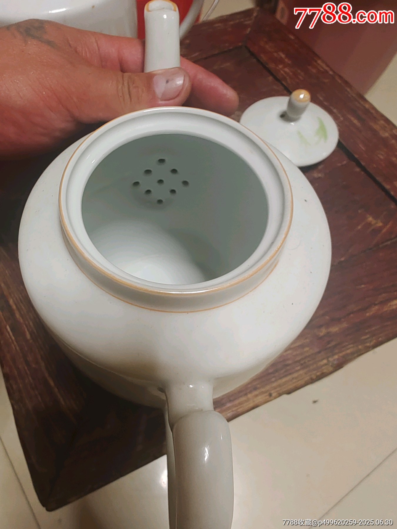 60年代，美品花卉圓壺一對_價格128元_第18張_