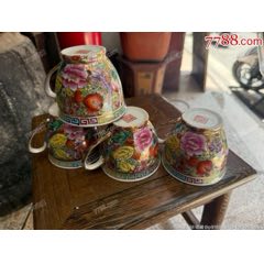 老楓溪金地萬(wàn)花單耳茶杯四個(gè)，底款中國(guó)潮彩