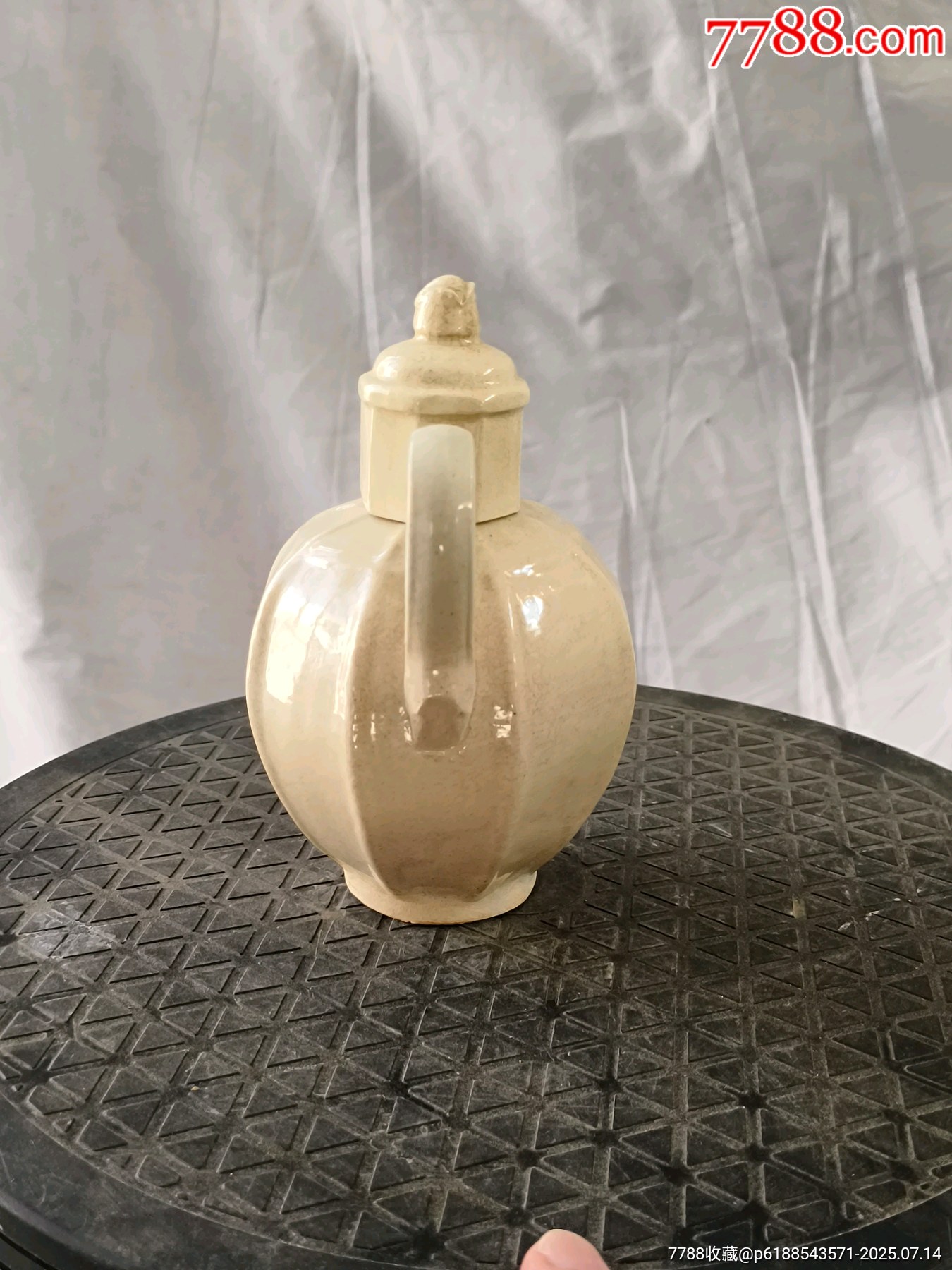 壺，壺嘴有磕碰【1431】_價格200元【羊兒小店】_第2張_