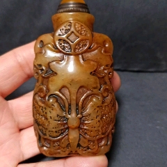 清代壽山石鼻煙壺