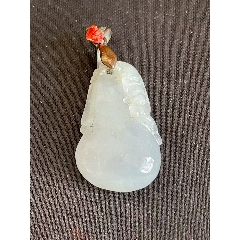 帶紫羅蘭的翡翠掛件