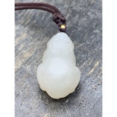 純天然和田玉青海料貔貅