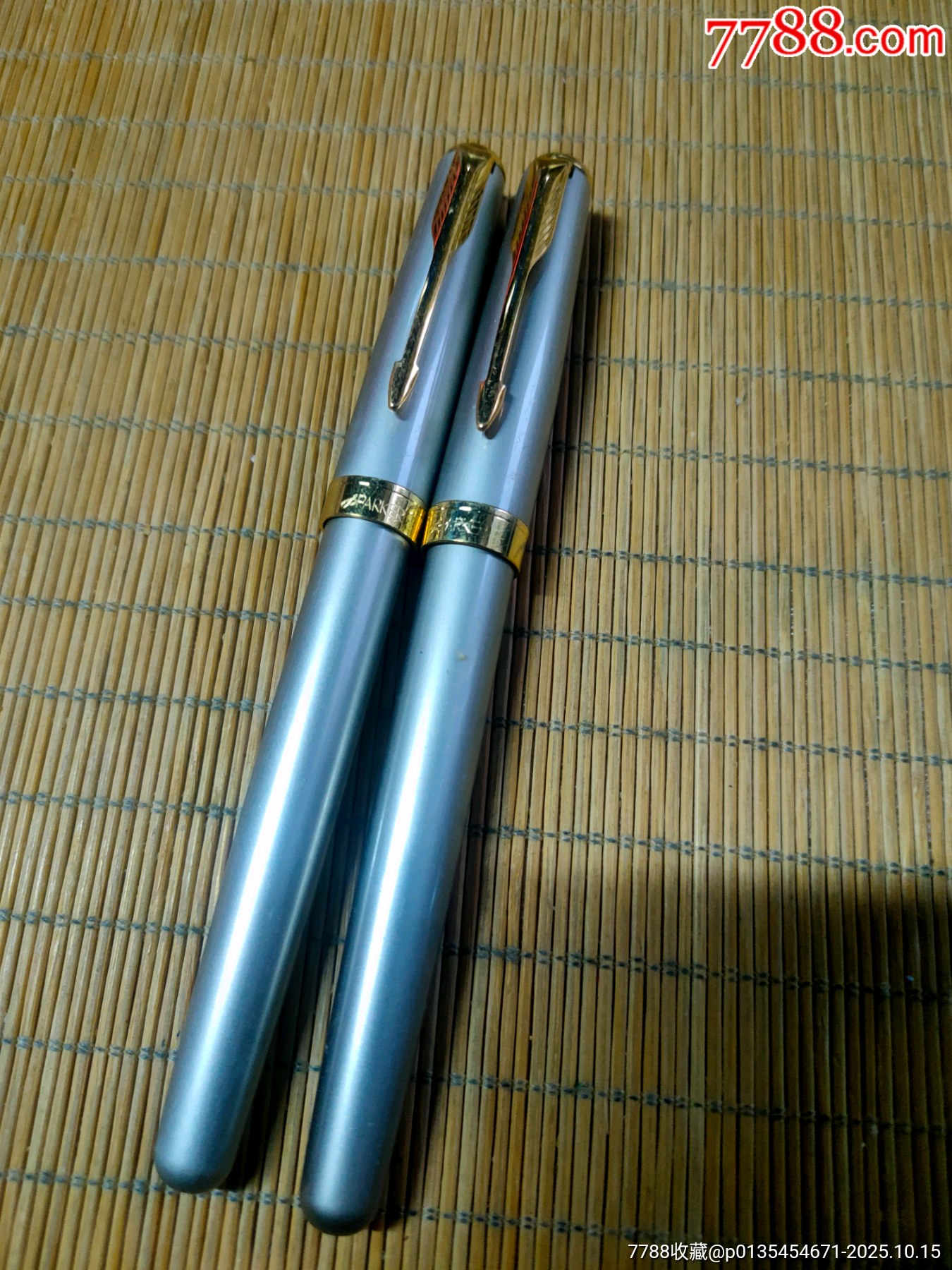 派克钢笔、油笔合拍(银灰色,库存品未使用过,油笔可配油笔芯或碳素笔芯)__【7788收藏__收藏热线】