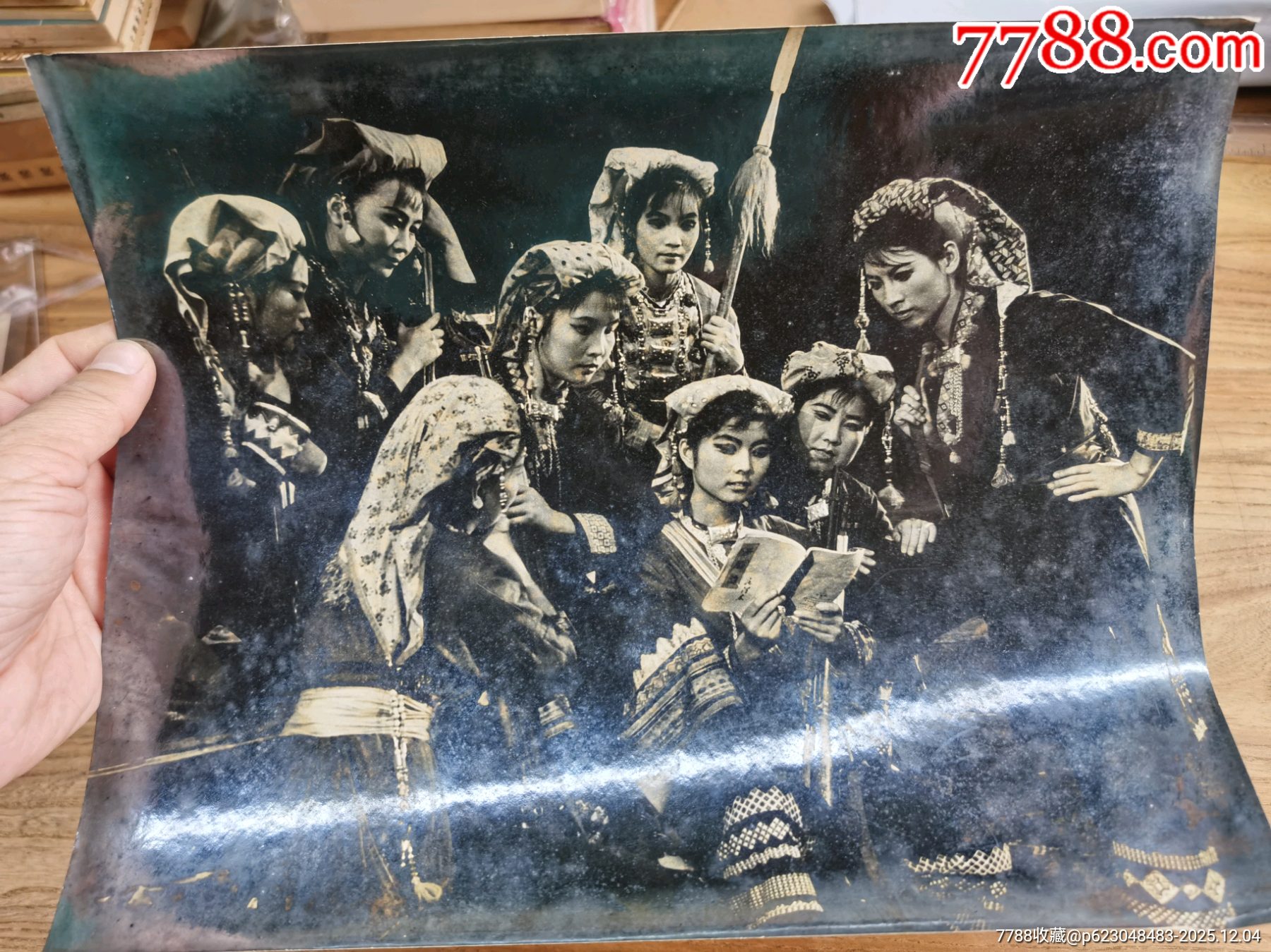 五六十年代昆明軍區(qū)文工團女戰(zhàn)士陳碧琳喜報及照片多張_價格699元_第4張_