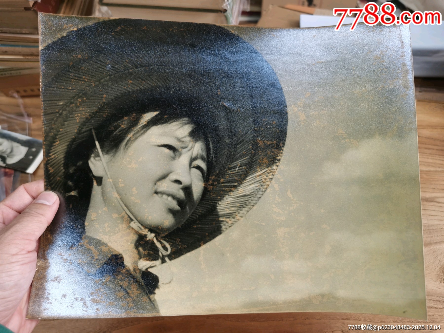 五六十年代昆明軍區(qū)文工團女戰(zhàn)士陳碧琳喜報及照片多張_價格699元_第7張_