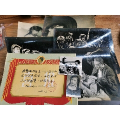 五六十年代昆明軍區(qū)文工團(tuán)女戰(zhàn)士陳碧琳喜報(bào)及照片多張(zc43195846)