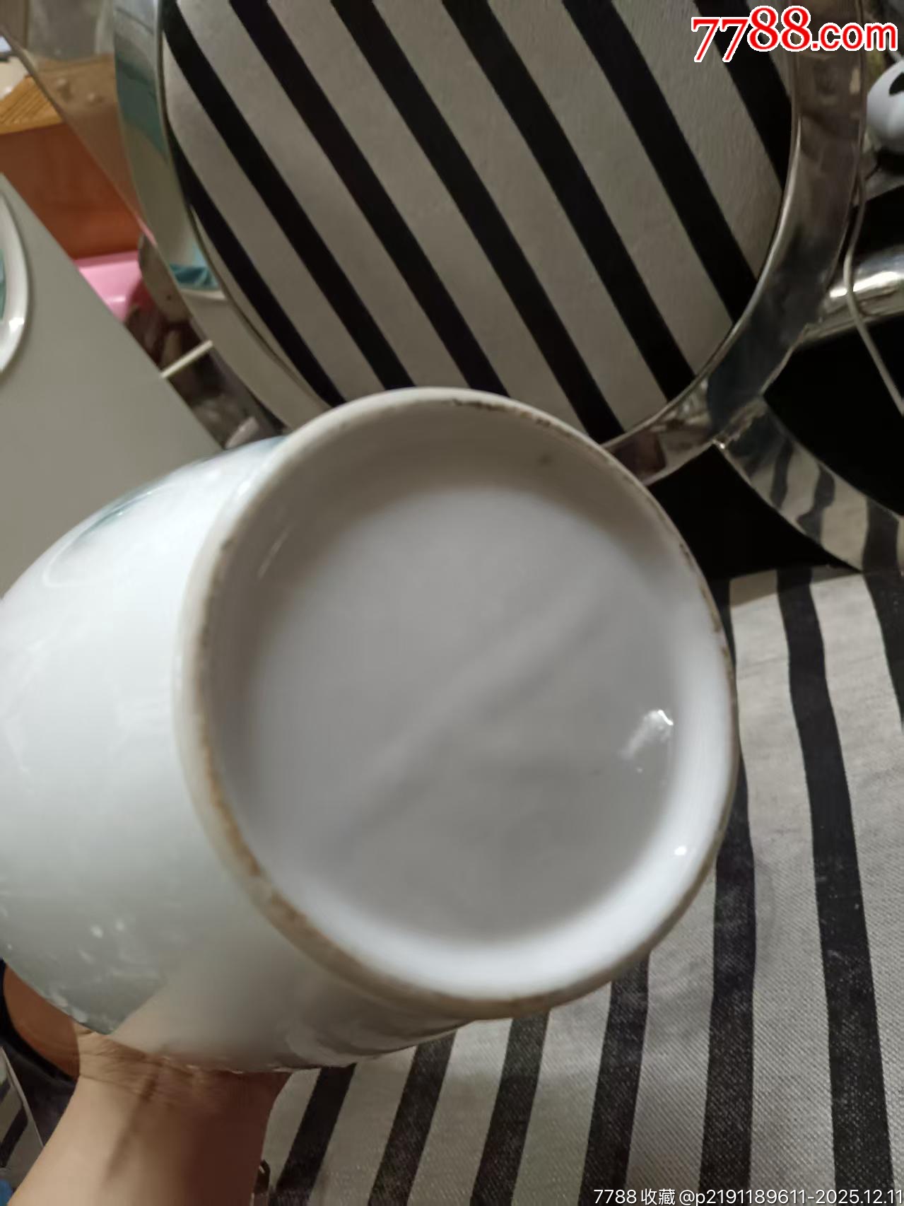 1983年的老楓溪粉彩淺絳彩繪山水花瓶，畫功精細，完整，如圖所見發(fā)貨_價格161元_第7張_