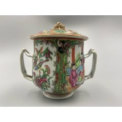 歐洲回流，咸豐廣彩人物茶葉罐罐。畫(huà)工精細(xì)，畫(huà)工絕對(duì)算是同類(lèi)題材中的佼佼者了(zc43271014)