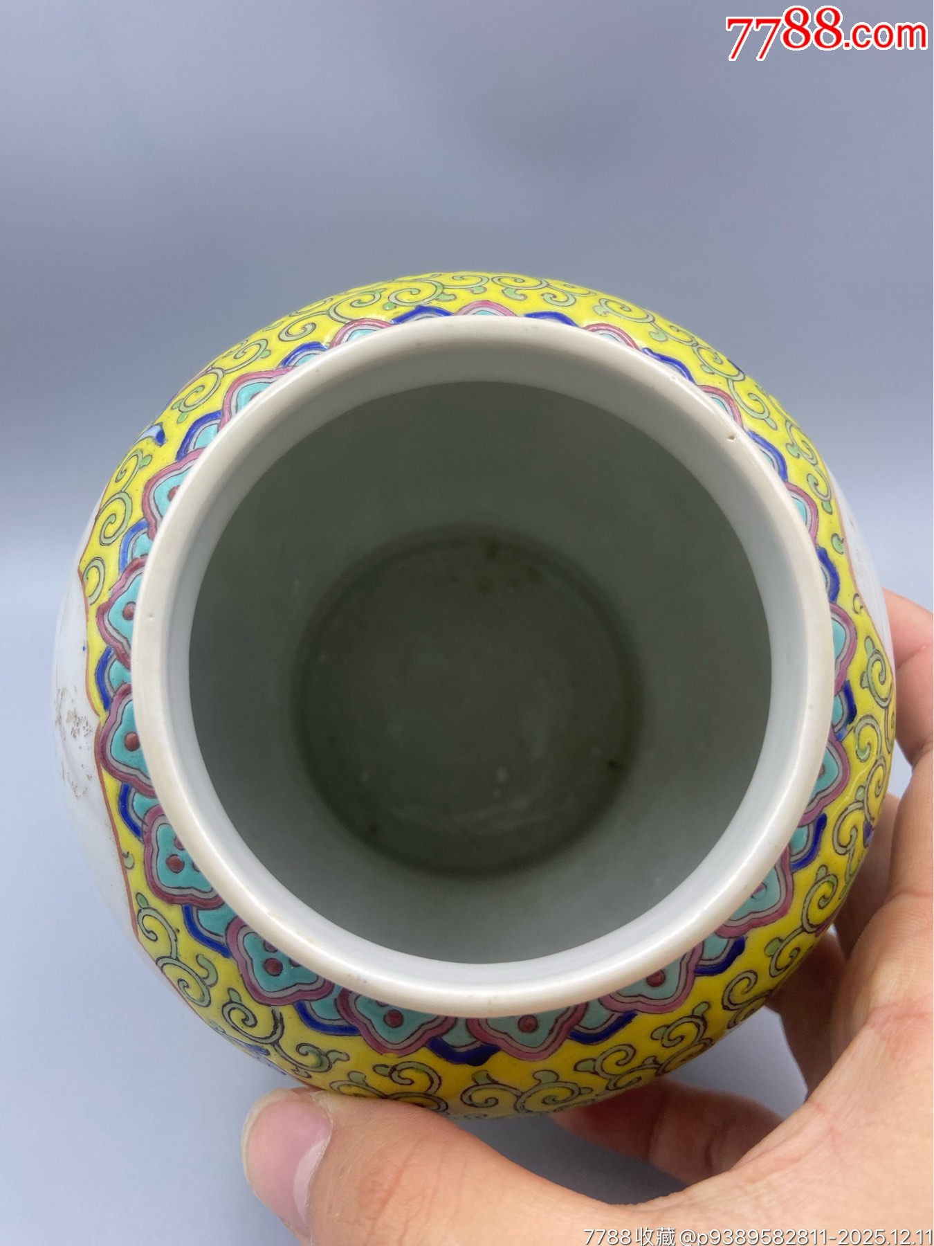 歐洲回流，五十年代粉彩開窗山水將軍罐。畫工精細，畫工絕對算是同類題材中的佼_價格651元_第5張_