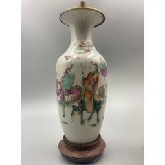 歐洲回流，晚清同治細(xì)路粉彩麒麟送子賞瓶。。畫(huà)工精細(xì)，畫(huà)工絕對(duì)算是同類(lèi)題(zc43271073)