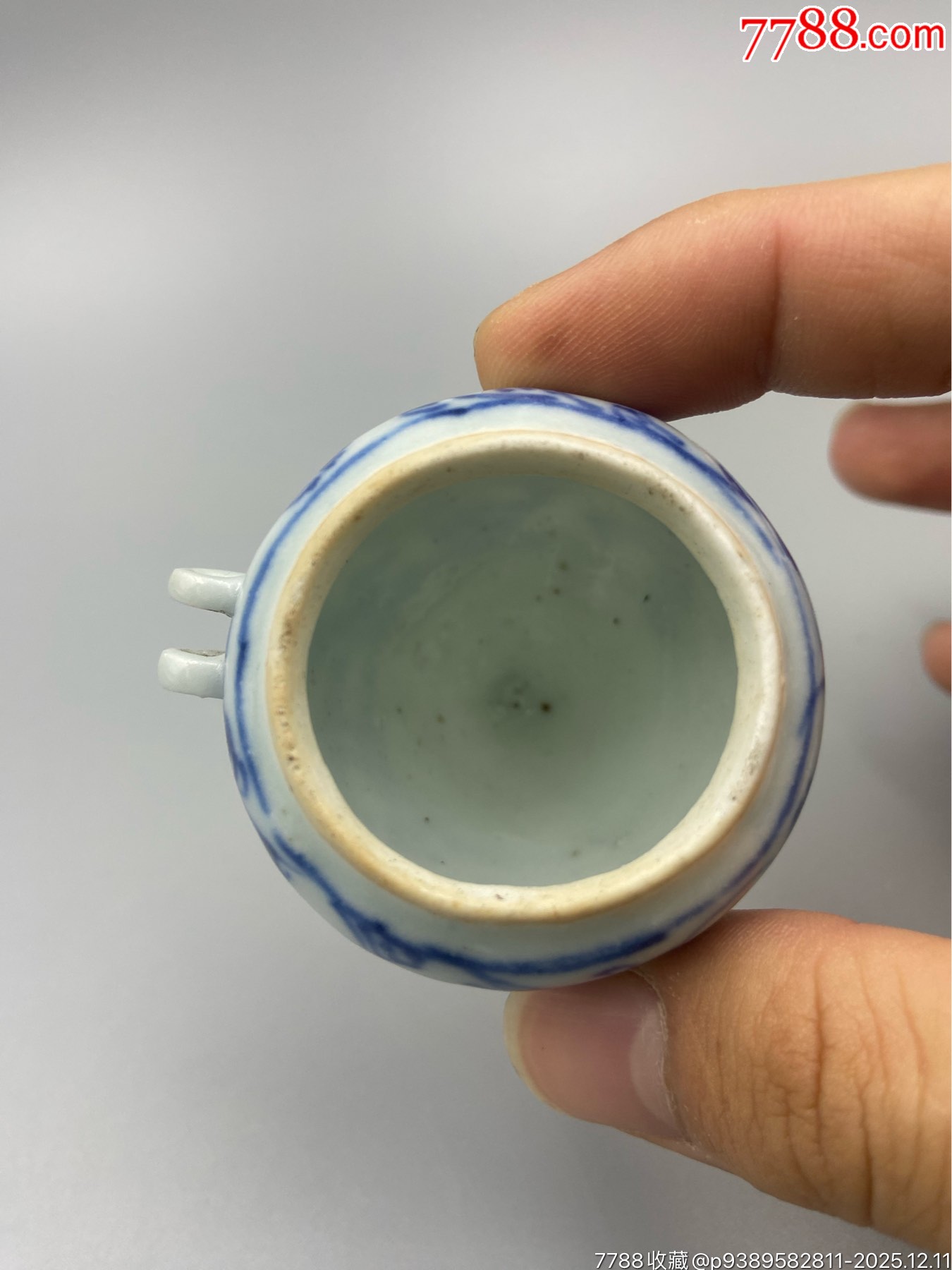 歐洲回流，清中期嘉慶道光纏枝蓮鳥(niǎo)食館。畫(huà)工精細(xì)，畫(huà)工絕對(duì)算是同類題材中的佼_價(jià)格551元_第5張_